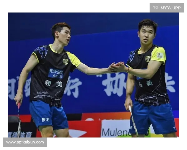 安徽队谭强拼尽全力赛后体力透支 被工作人员担架抬回酒店休息 安徽队谭强拼尽全力赛后体力透支 被工作人员担架抬回酒店休息